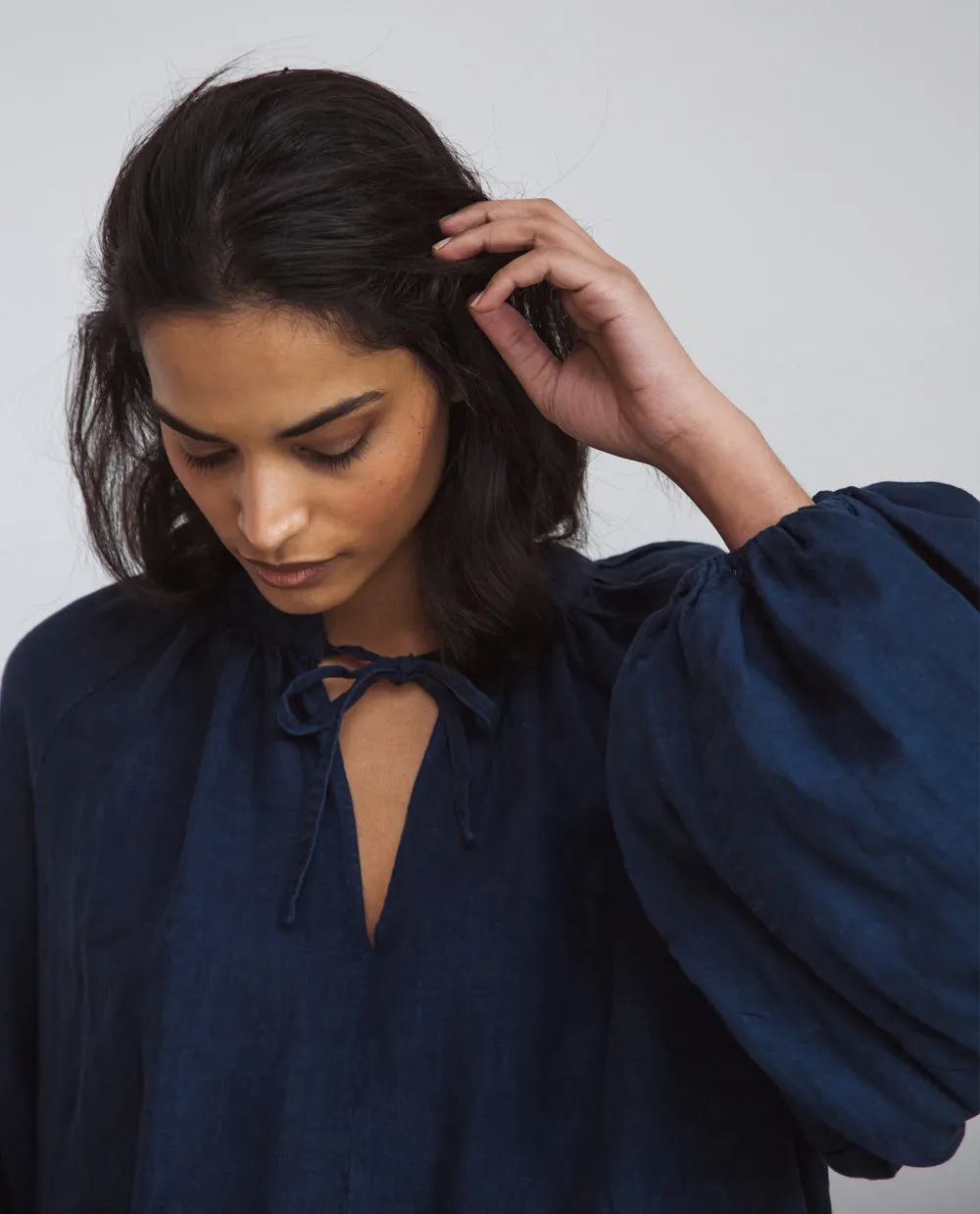 Francesca Linen Top In Navy