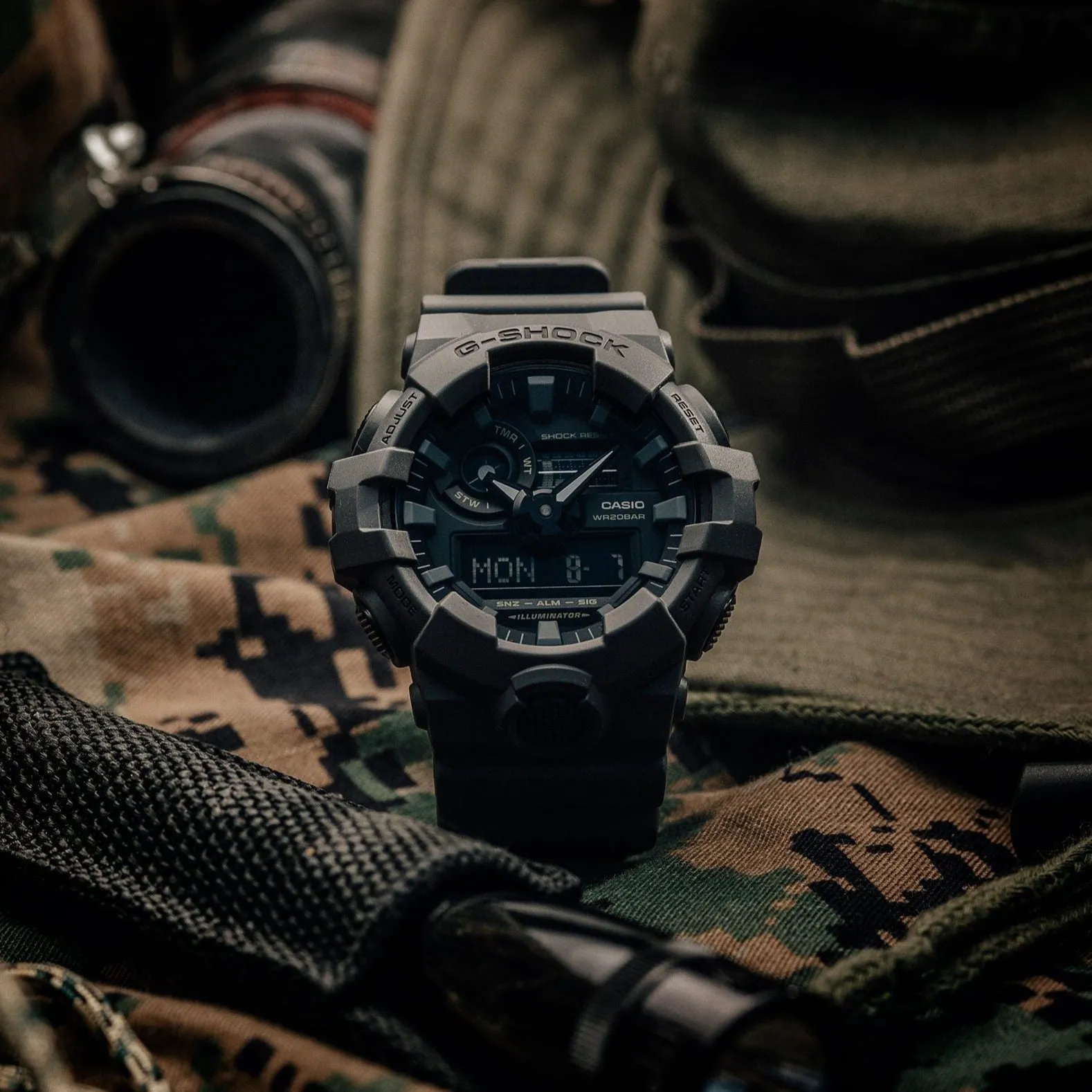 G-Shock GA700 Ana-Digi Gray